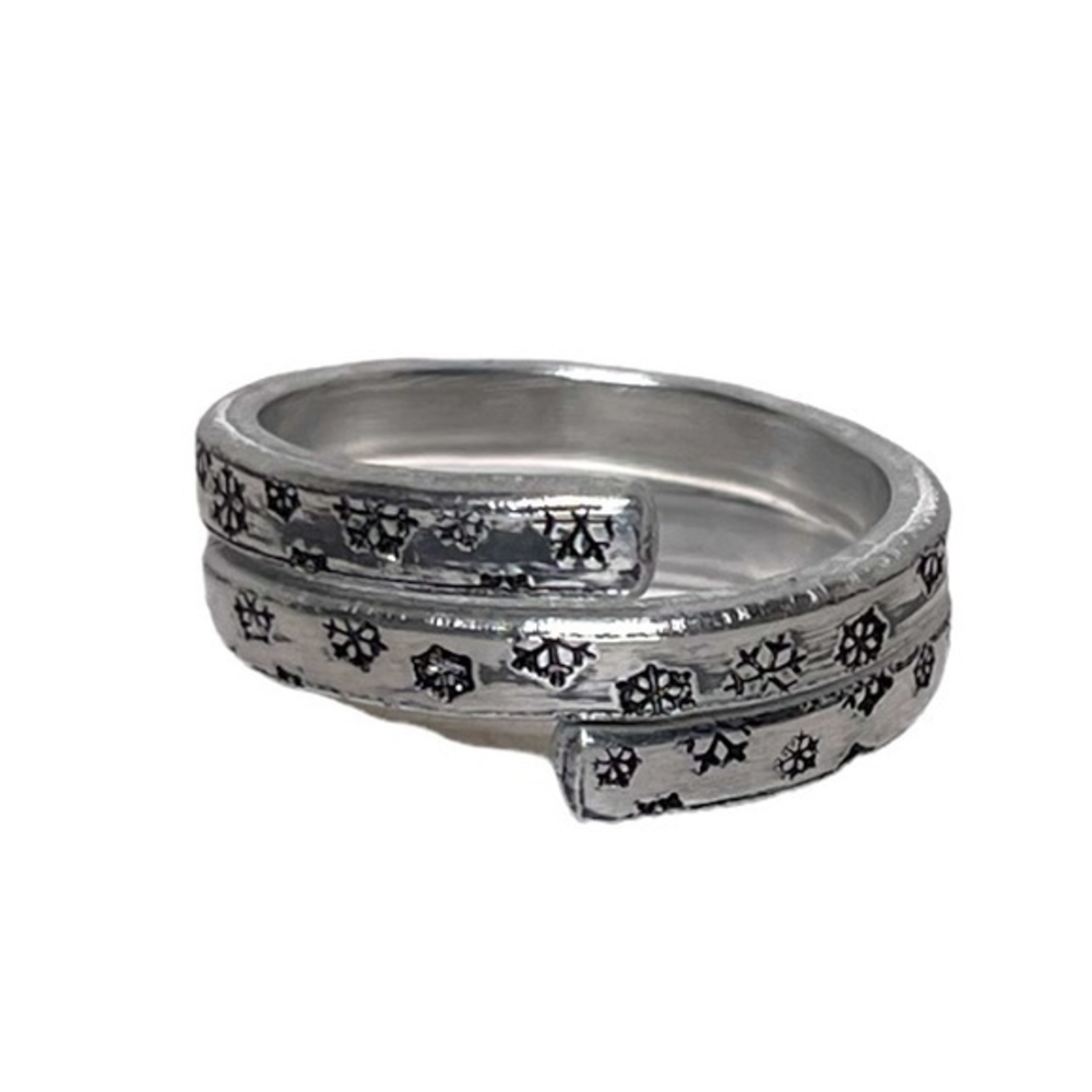 Handmade 8 stamped snowflake pattern‎ silver adjustable hypoallergenic wrap ring